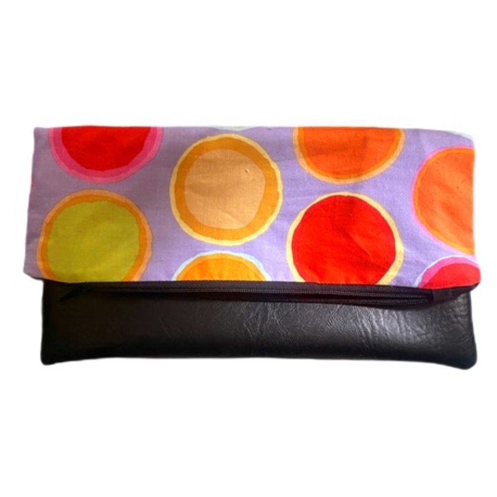 Fold-over Zip Clutch​